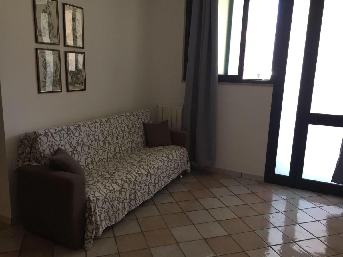Affittasi Casa Vacanza A Casa Di Emma Leverano Bagian luar foto